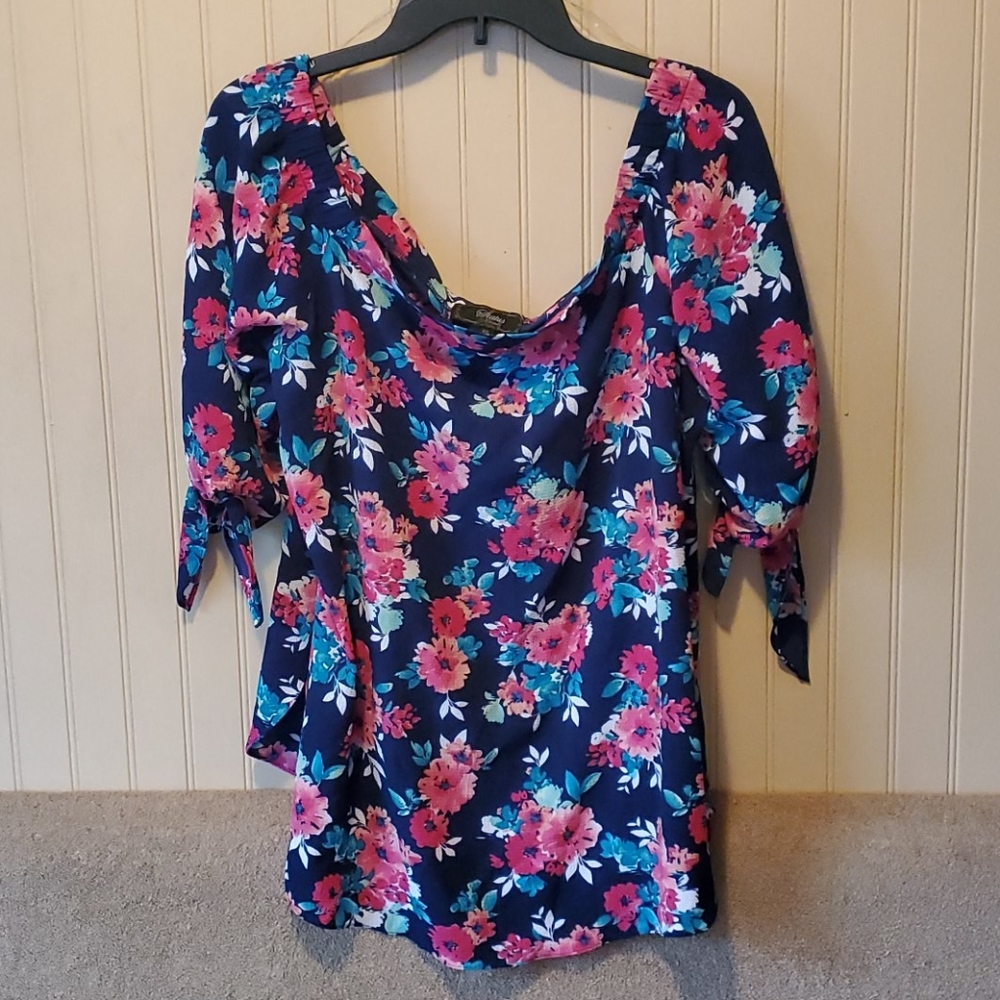 NWOT Stitch Fix Status blouse XXL floral pink
